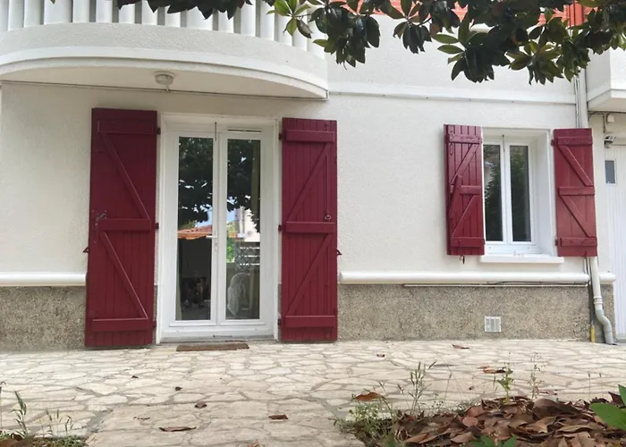 Gasthuis Sweet - 55m2 Appartment, Garden, Swimming Pool, Parking